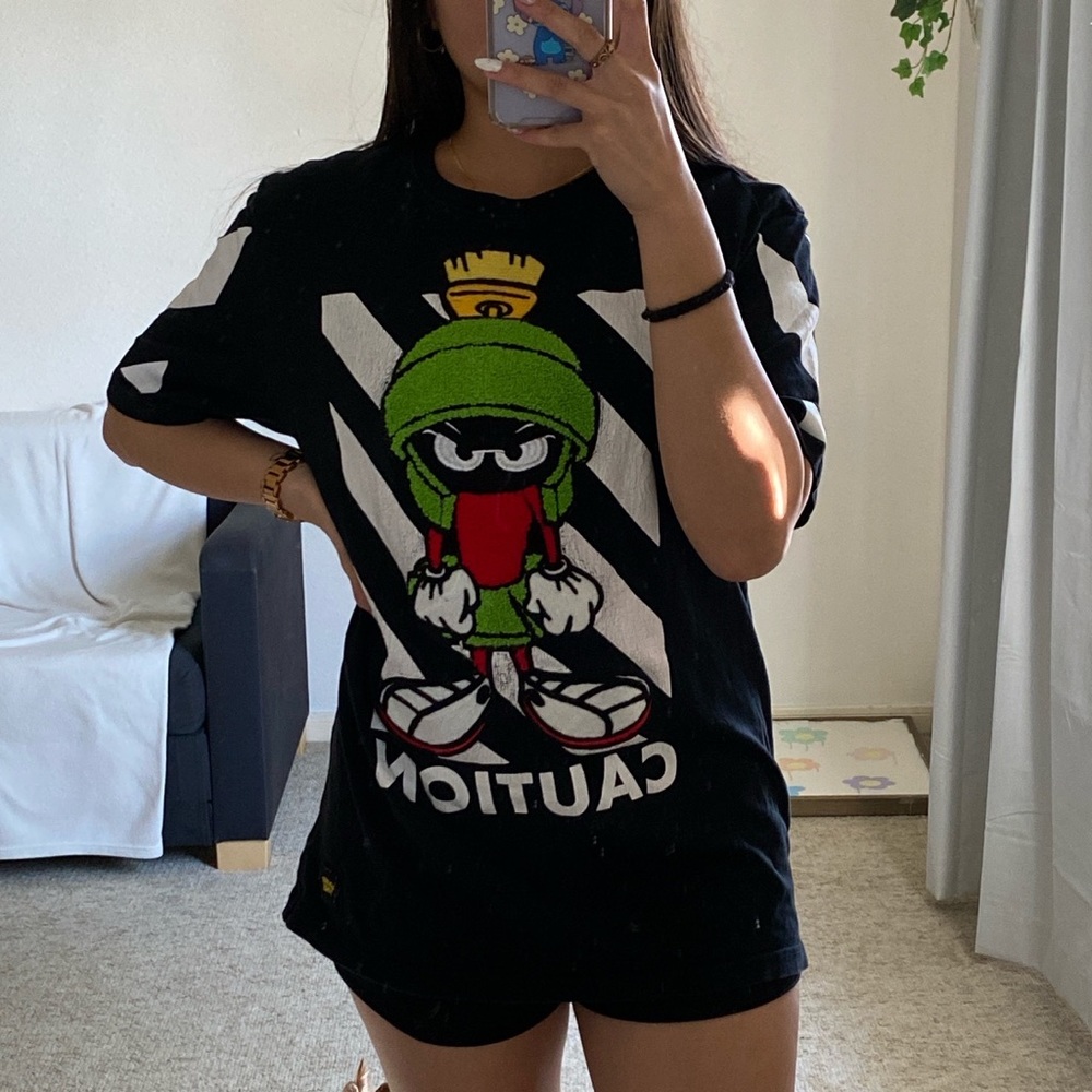 Looney Tunes Embroidered Shirt